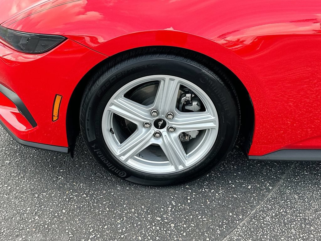 Used 2026 Ford Mustang Premium RWD image 29