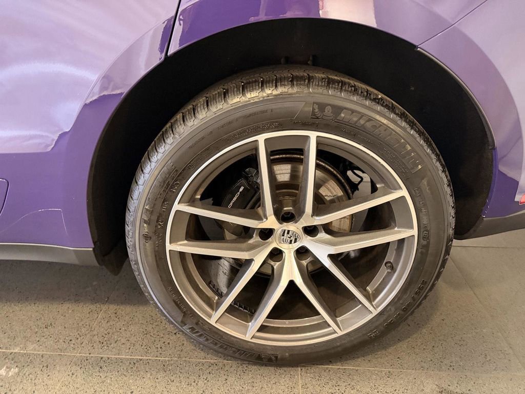 Used 2022 Porsche Macan S image 11