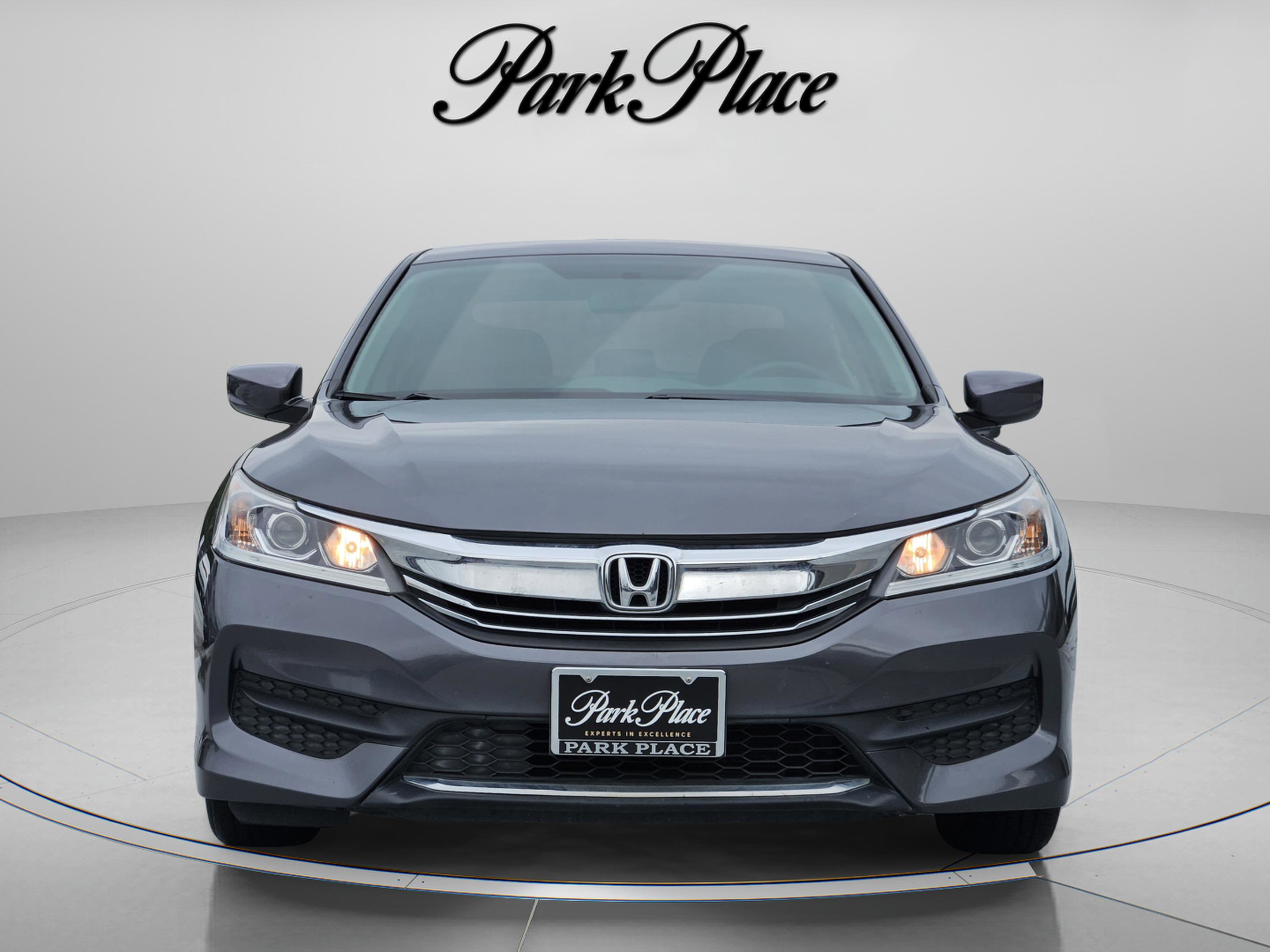 Used 2016 Honda Accord LX image 9