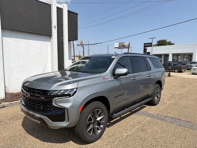 Used 2023 Chevrolet Suburban Z71 w/ Luxury Package AWD/4WD image 1