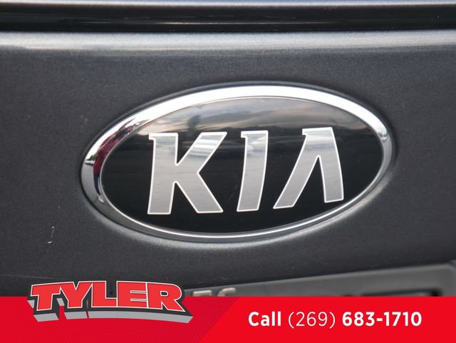 Used 2020 Kia Optima S FWD image 14