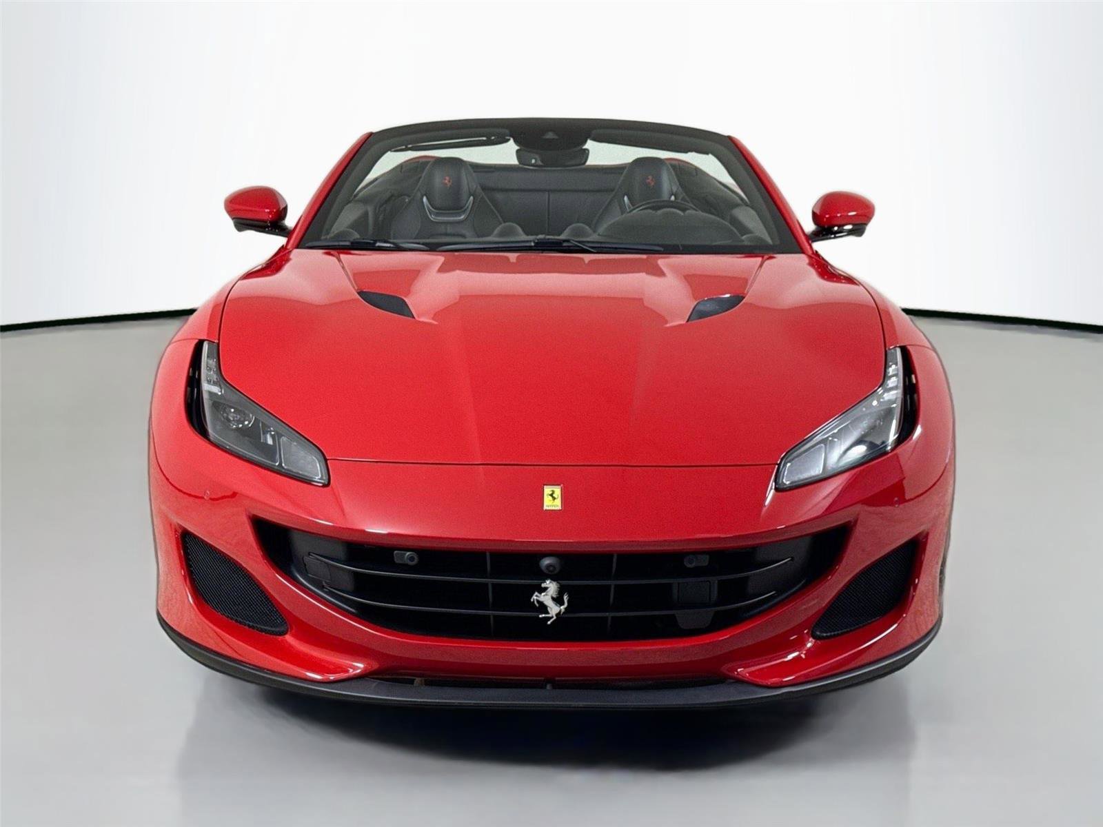 Used 2020 Ferrari Portofino image 11