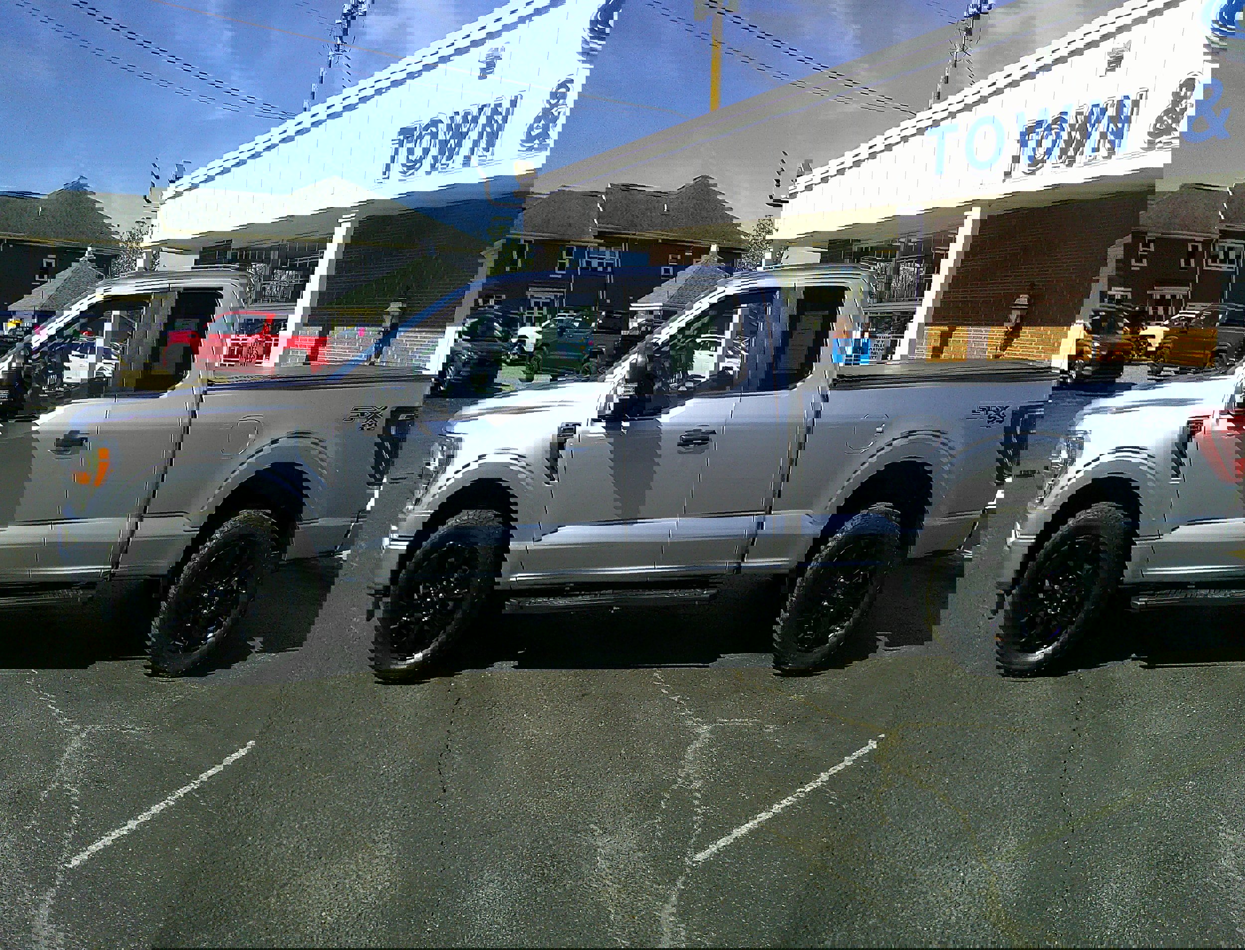 Used 2022 Ford F150 XL w/ STX Black Appearance Package image 4