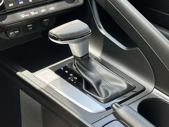 Used 2023 Hyundai Elantra SEL FWD image 29
