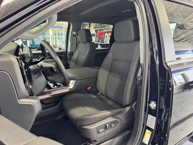 New 2026 Chevrolet Silverado 2500 LT w/ Z71 Chrome Sport Edition AWD/4WD image 25
