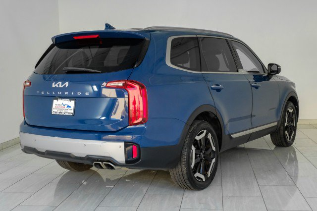 Used 2023 Kia Telluride S w/ S Sunroof Package FWD image 6