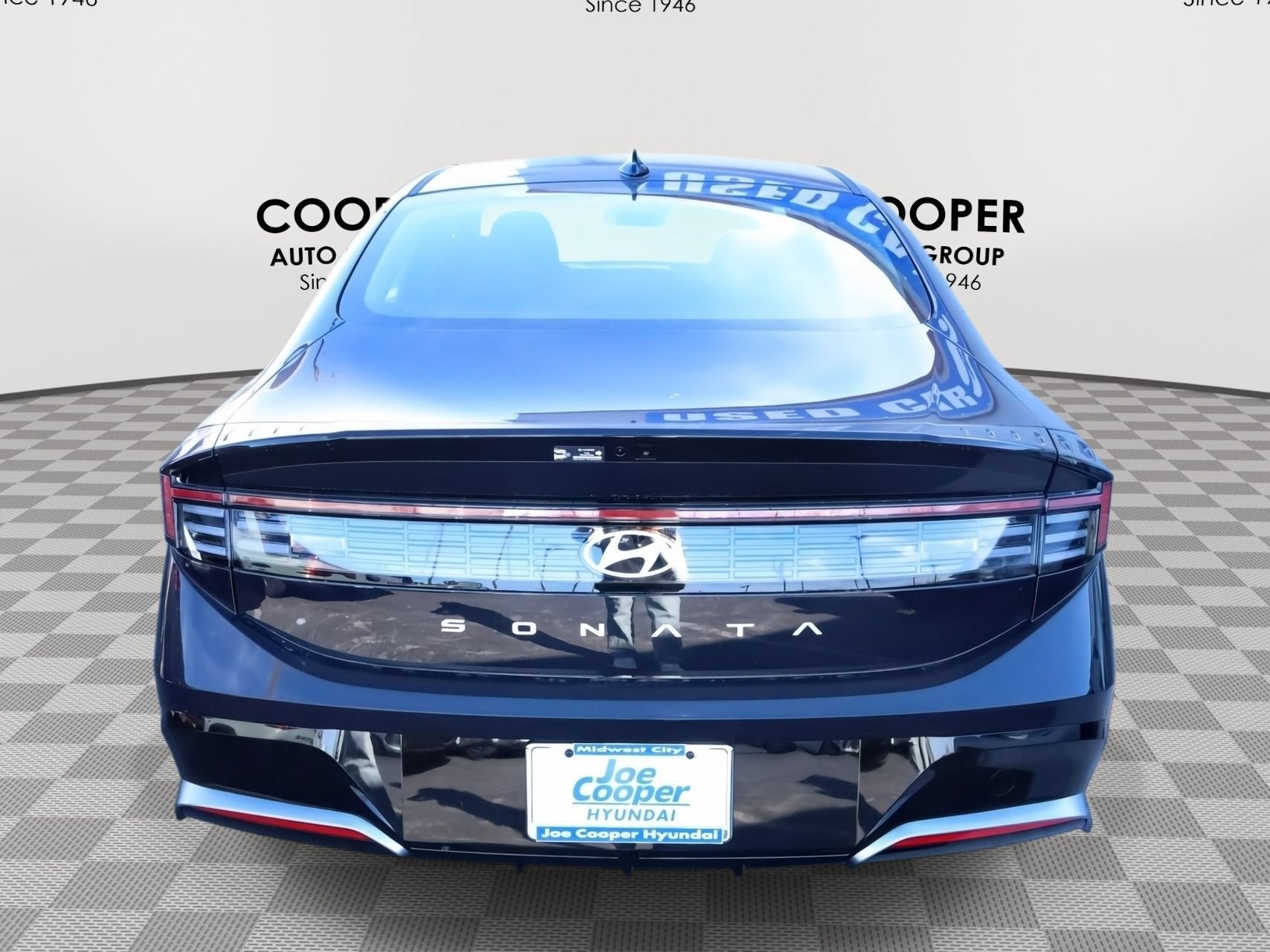 New 2026 Hyundai Sonata SEL FWD image 8