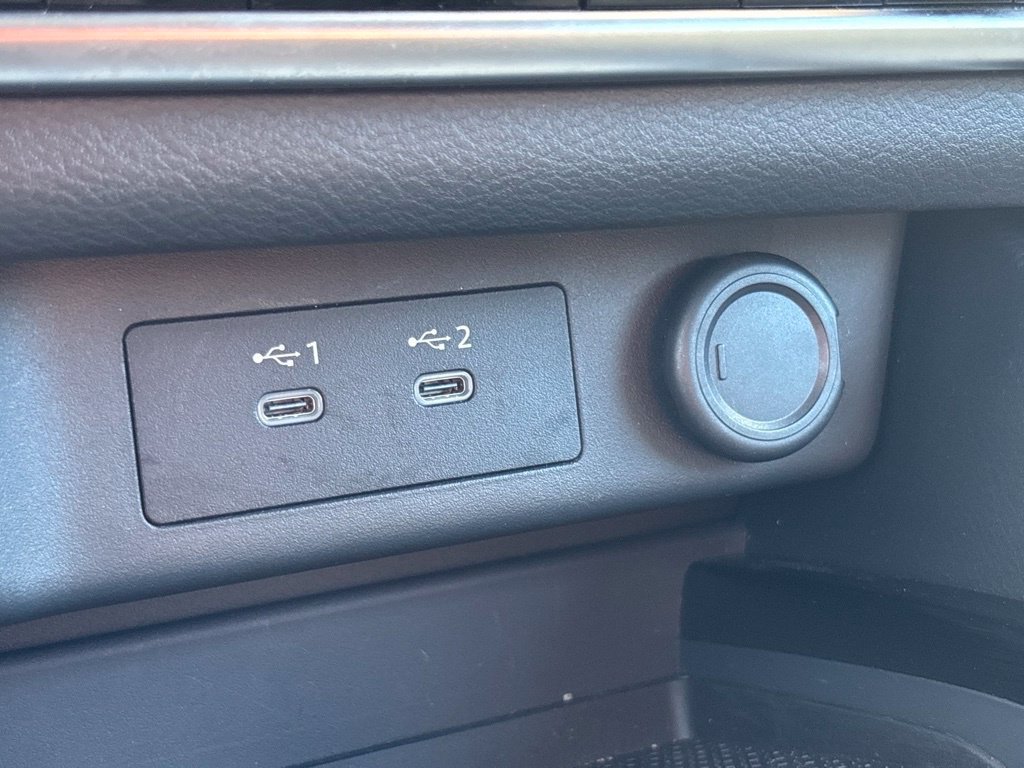 Used 2026 Nissan Rogue SV AWD/4WD image 29