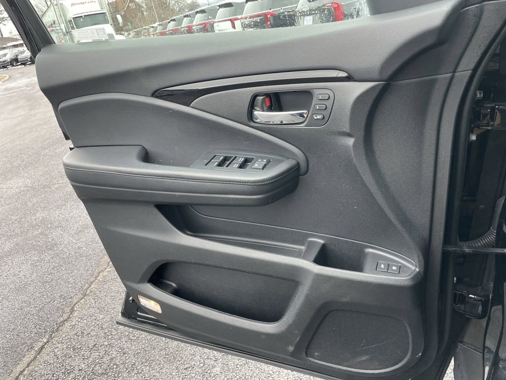 Used 2022 Honda Pilot Touring image 21
