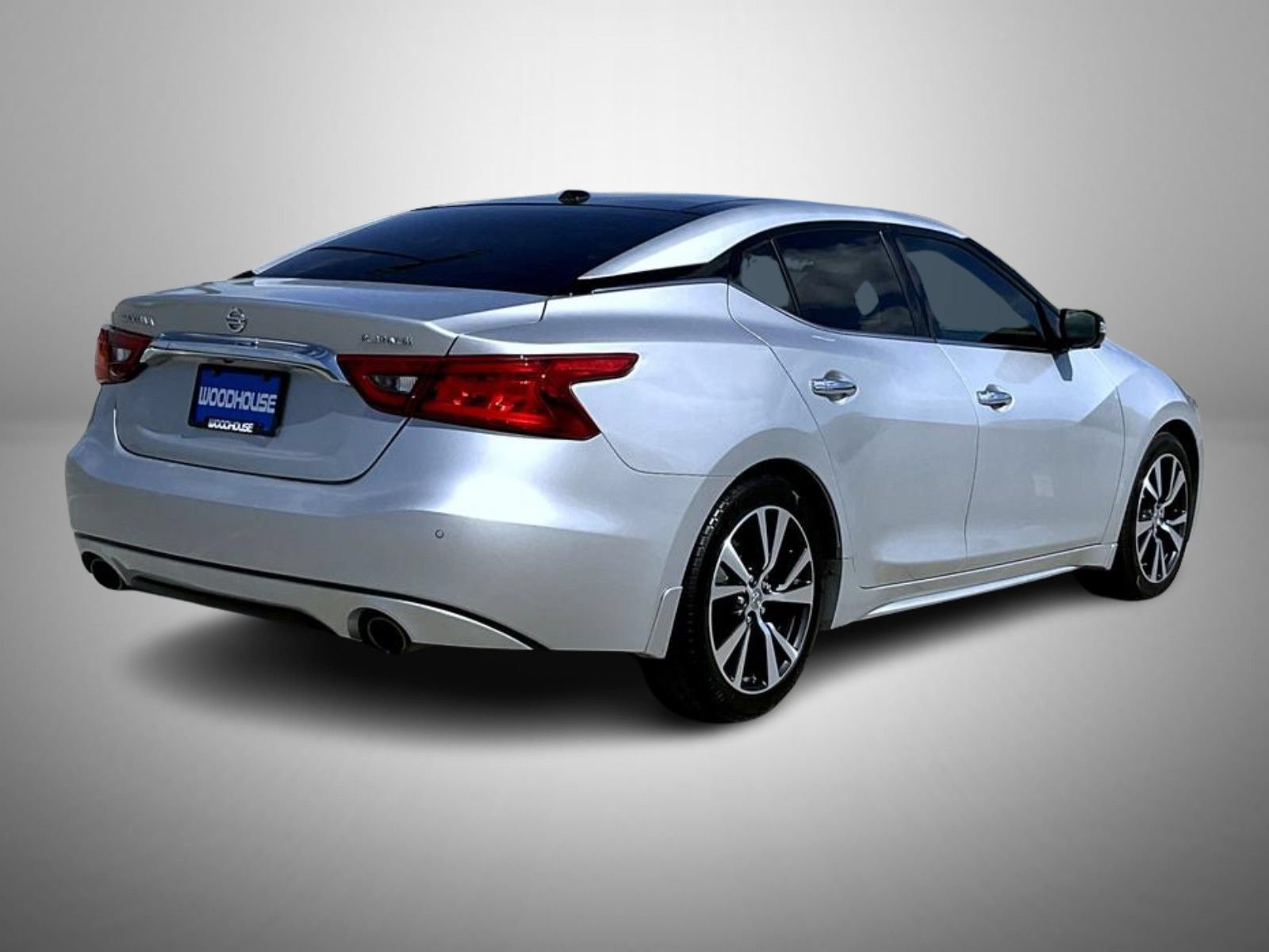 Used 2017 Nissan Maxima Platinum FWD image 5