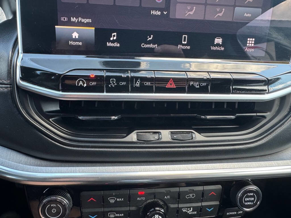 Used 2023 Jeep Compass Limited image 27