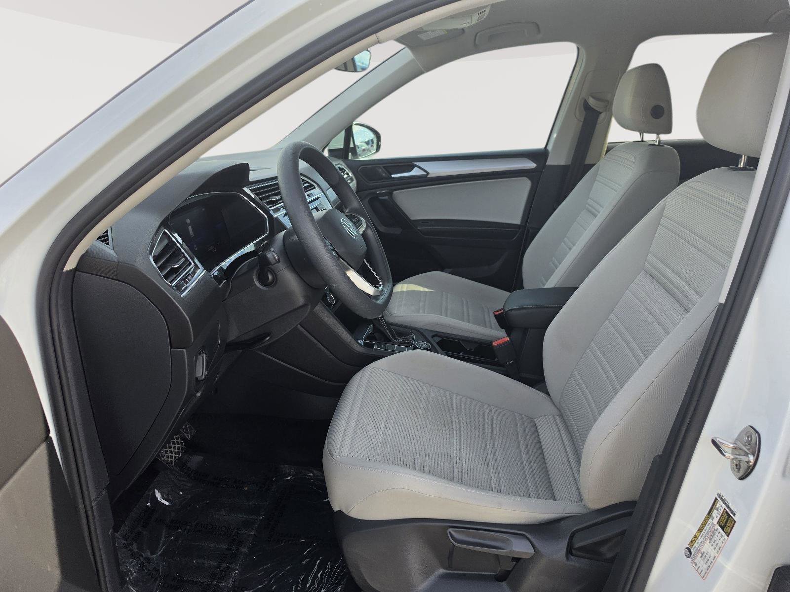 Used 2023 Volkswagen Tiguan S image 13