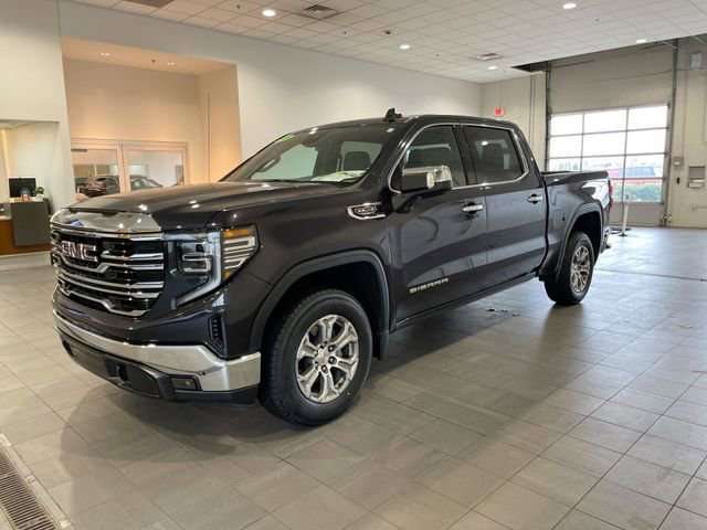 Used 2025 GMC Sierra 1500 SLT RWD image 2