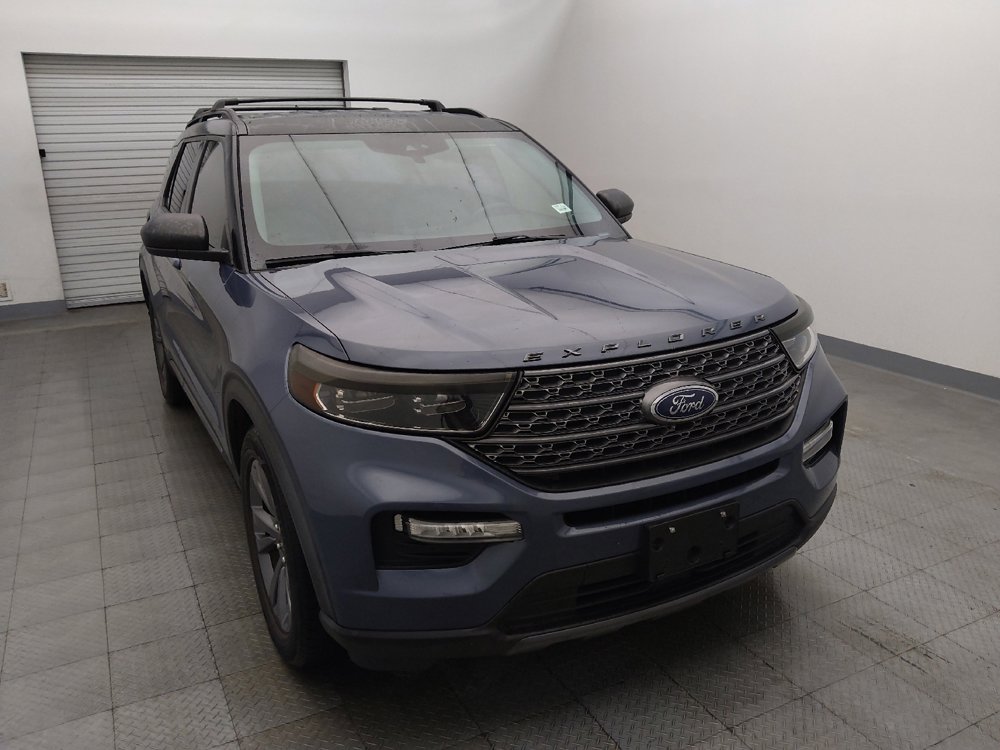Used 2021 Ford Explorer XLT w/ Equipment Group 202A RWD image 14