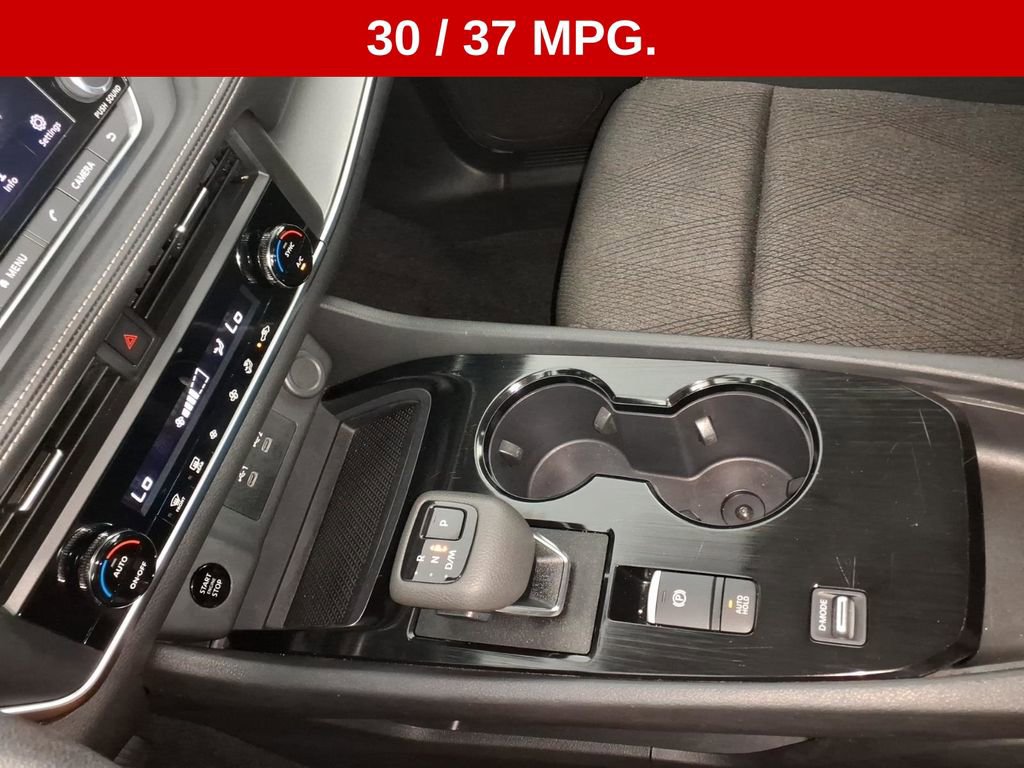 Used 2024 Nissan Rogue SV image 23