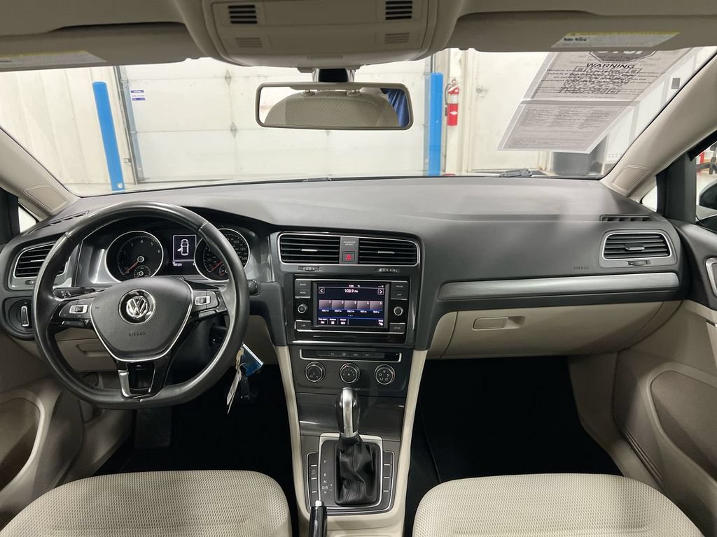 Used 2019 Volkswagen Golf S FWD image 10