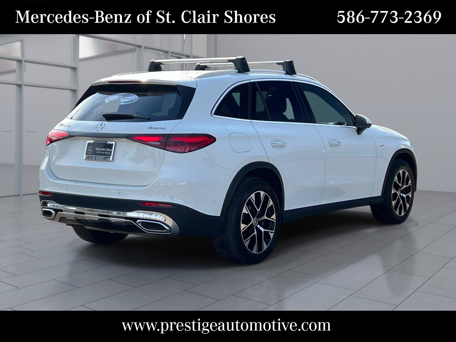 Used 2025 Mercedes-Benz GLC 350e 4MATIC image 6