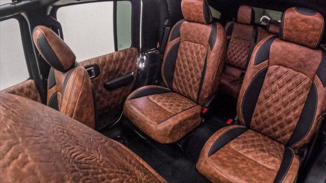 Used 2026 Jeep Gladiator Sport AWD/4WD image 3