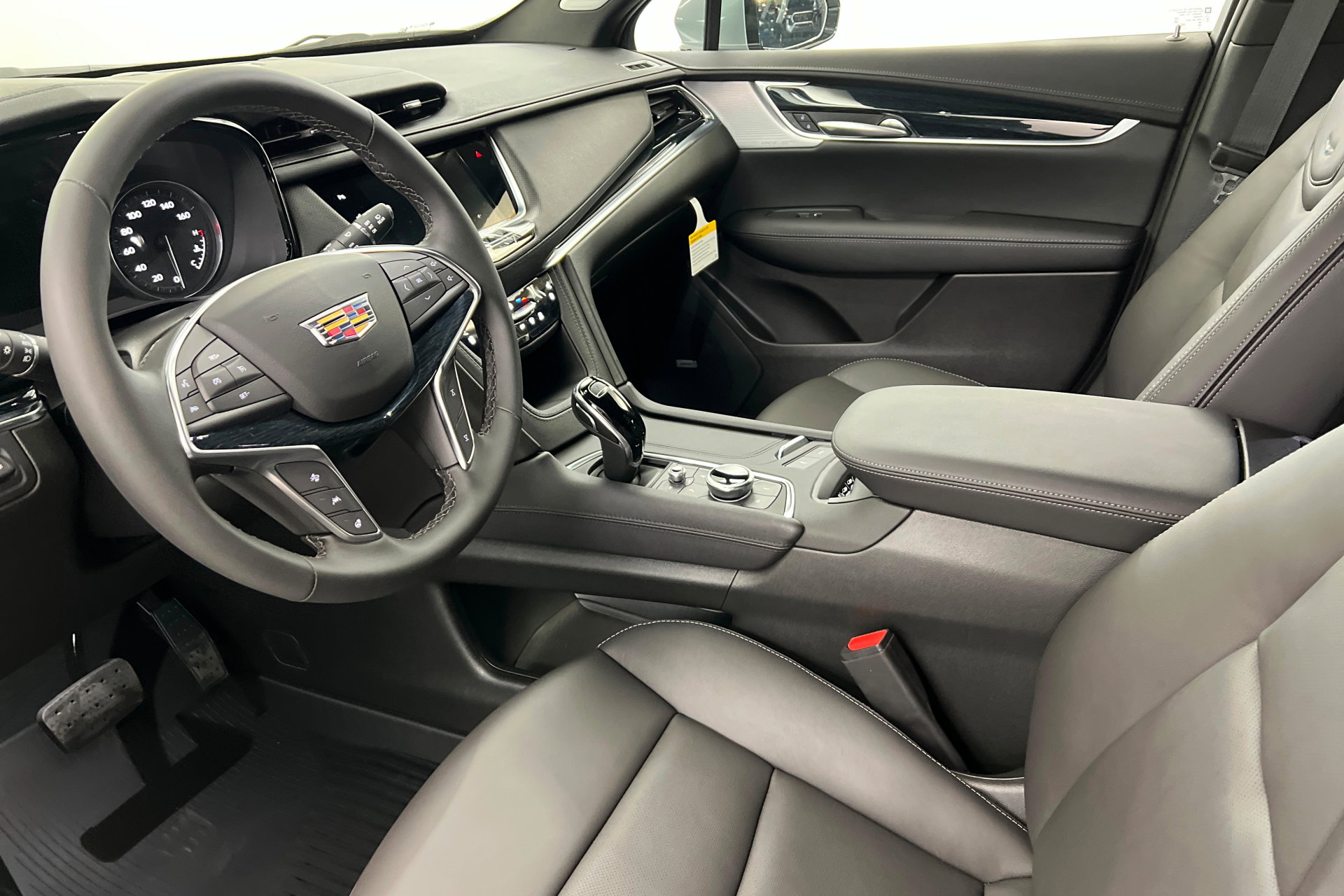 New 2026 Cadillac XT5 Premium Luxury w/ Driver Assist Package image 16