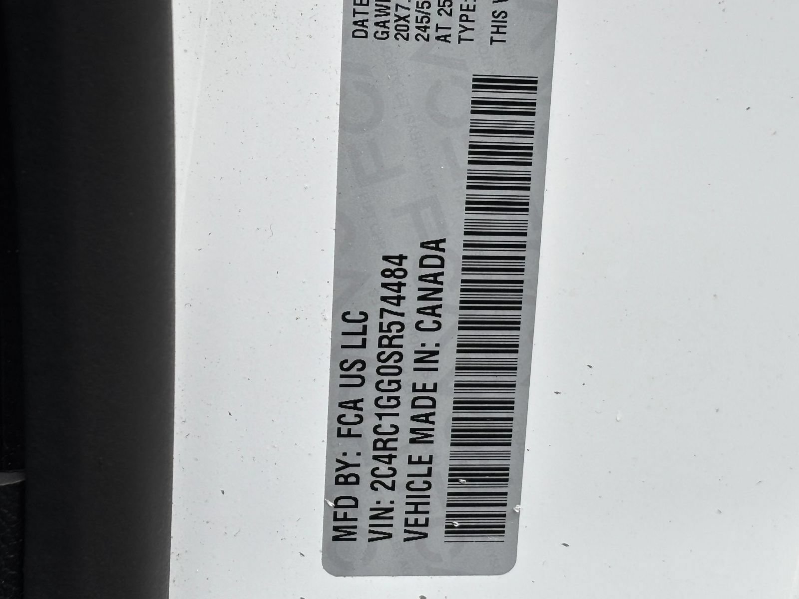 Used 2025 Chrysler Pacifica Limited FWD image 12