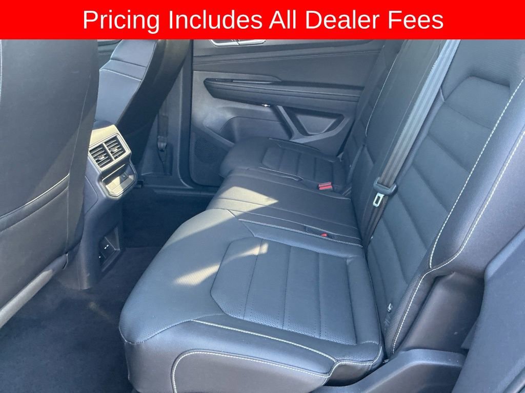 Used 2025 Volkswagen Atlas Cross Sport SEL AWD/4WD image 19