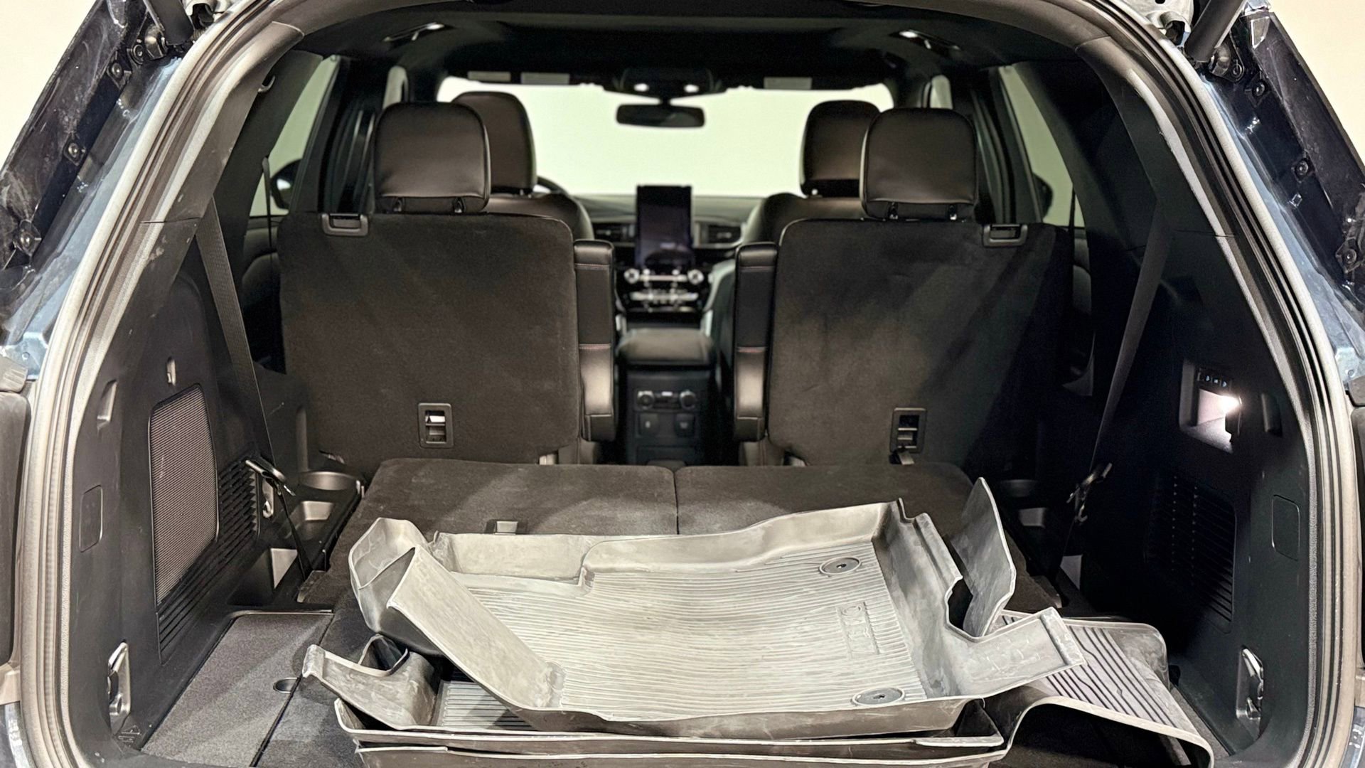 Used 2023 Ford Explorer ST w/ Equipment Group 401A image 45