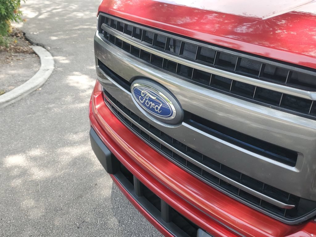 Used 2018 Ford F150 XLT w/ Equipment Group 302A Luxury RWD image 9