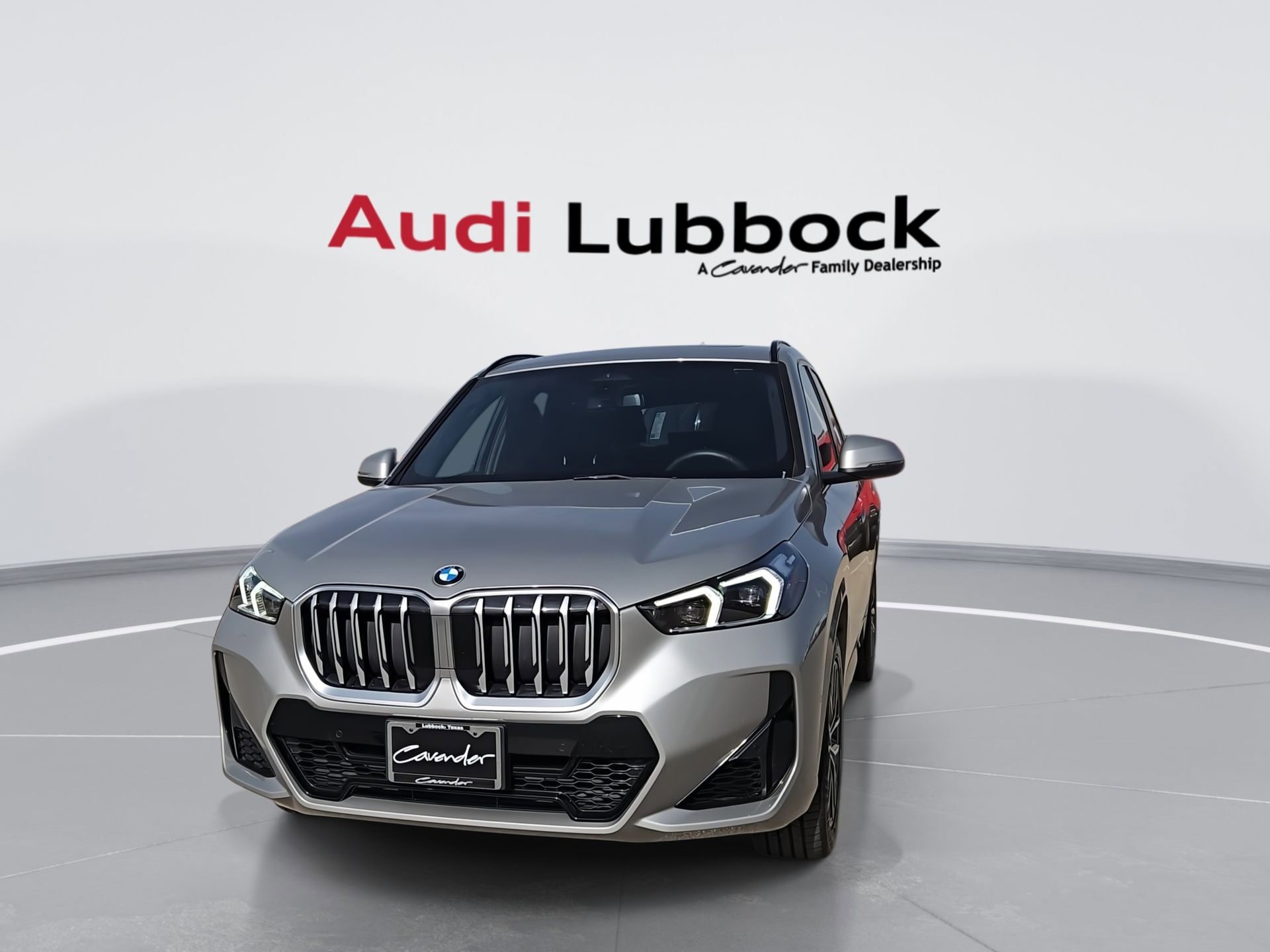 Used 2026 BMW X1 xDrive28i AWD/4WD image 3