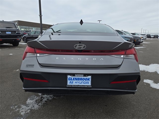 Certified 2024 Hyundai Elantra SEL image 3