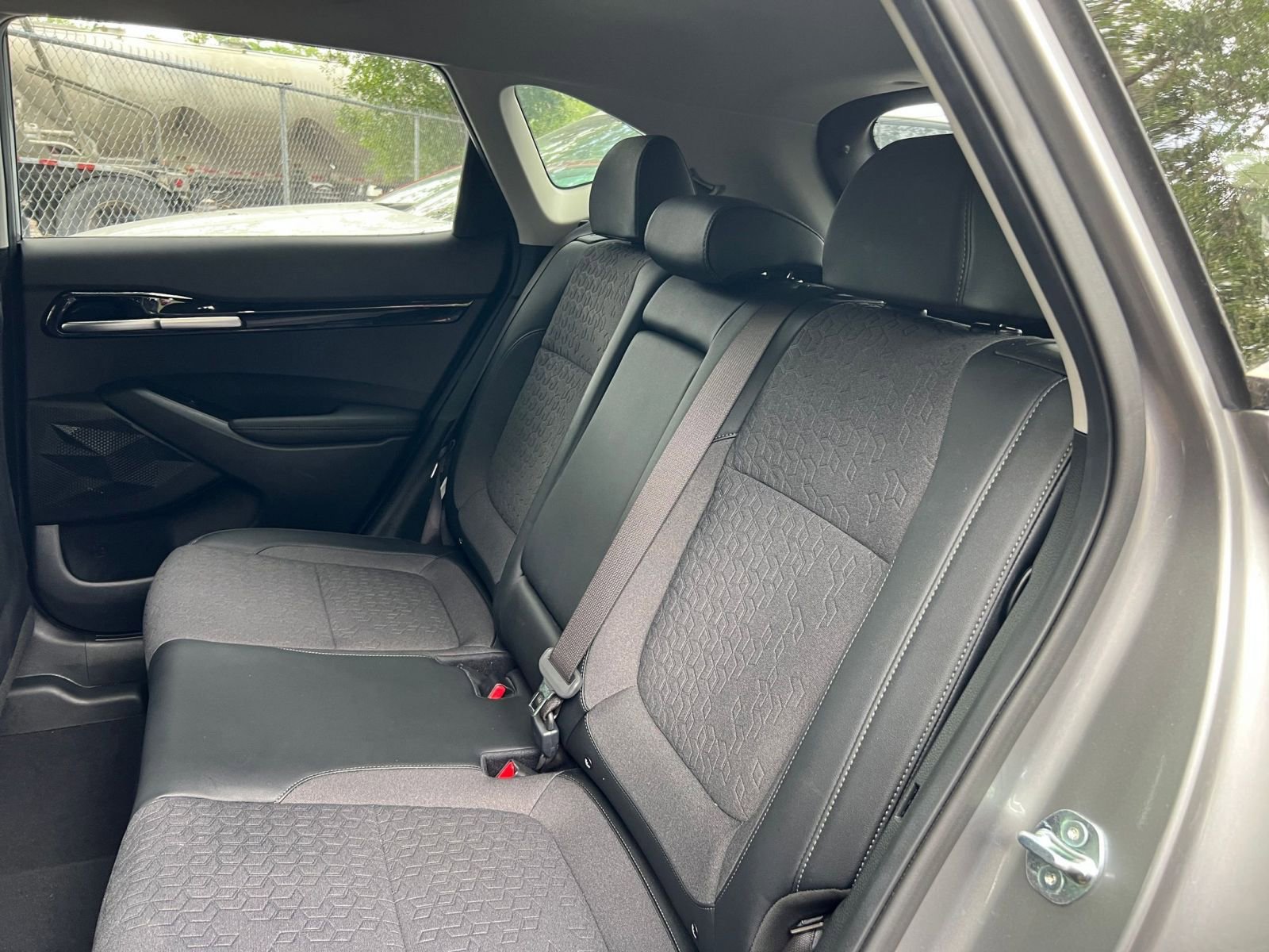 Used 2025 Kia Seltos S image 39