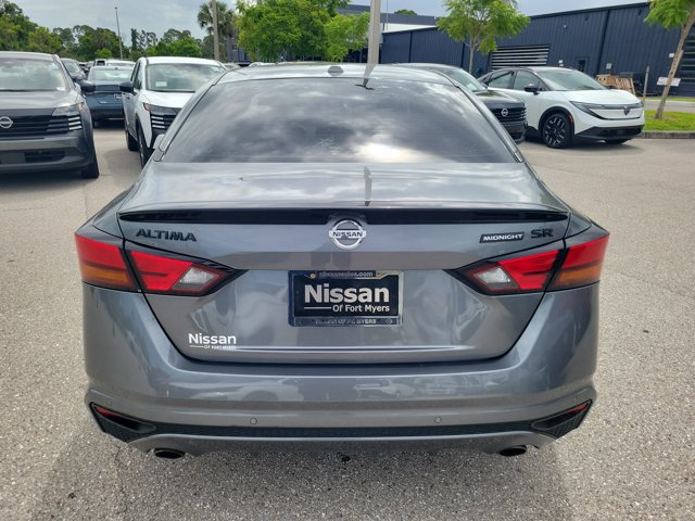 Certified 2022 Nissan Altima 2.5 SR w/ Midnight Edition Package FWD image 3