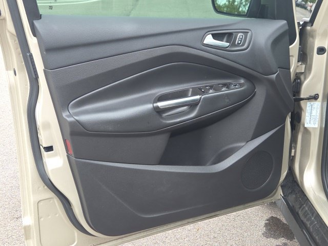 Used 2018 Ford C-MAX SE w/ Equipment Group 202A FWD image 23
