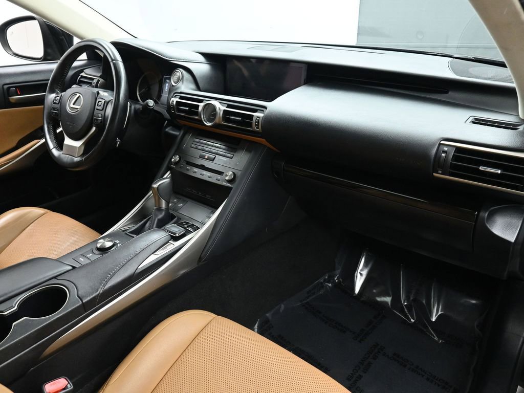 Used 2019 Lexus IS 300 300 w/ Navigation Package image 21