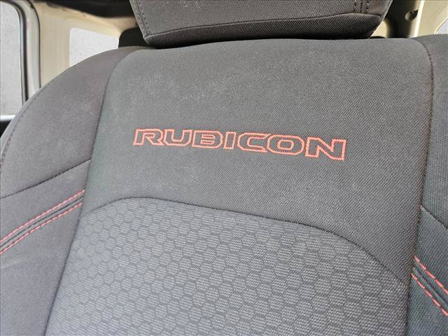 Used 2023 Jeep Wrangler Unlimited Rubicon AWD/4WD image 18