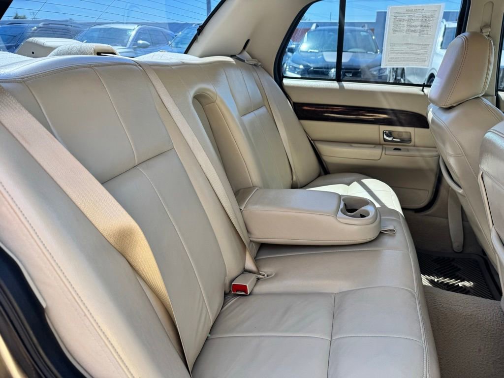 Used 2006 Mercury Grand Marquis GS RWD image 35