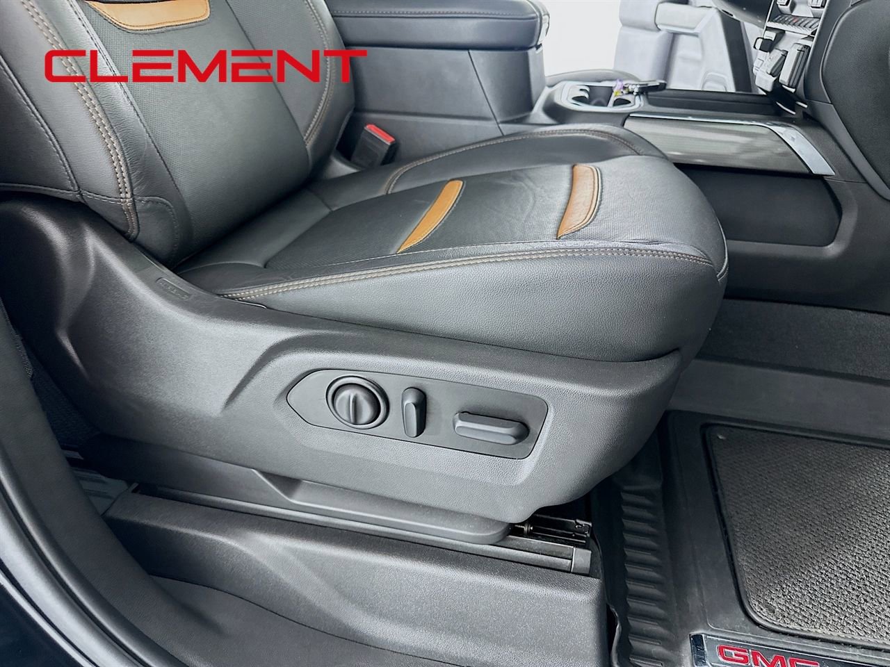 Used 2021 GMC Sierra 3500 AT4 w/ AT4 Premium Plus Package image 35