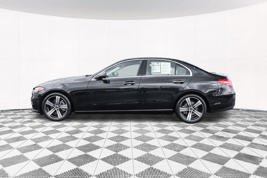 Used 2025 Mercedes-Benz C 300 4MATIC Sedan image 16