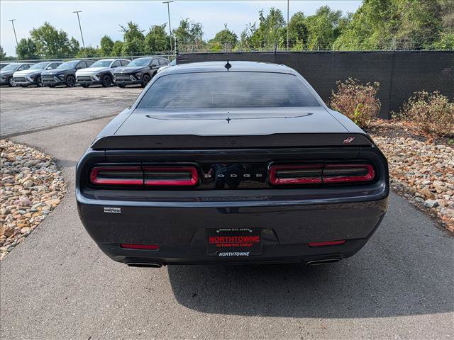 Used 2018 Dodge Challenger GT w/ GT Interior Package AWD/4WD image 4