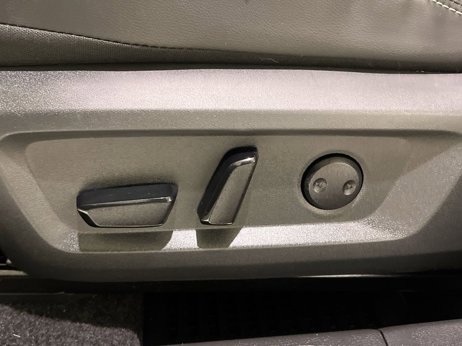 Used 2023 Nissan Rogue SL image 23