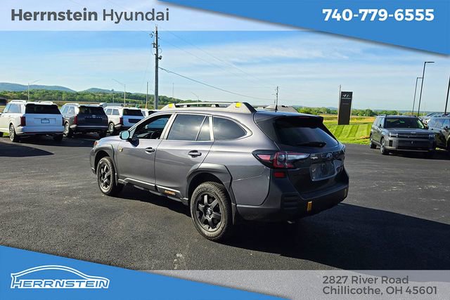 Used 2025 Subaru Outback Wilderness AWD/4WD image 5