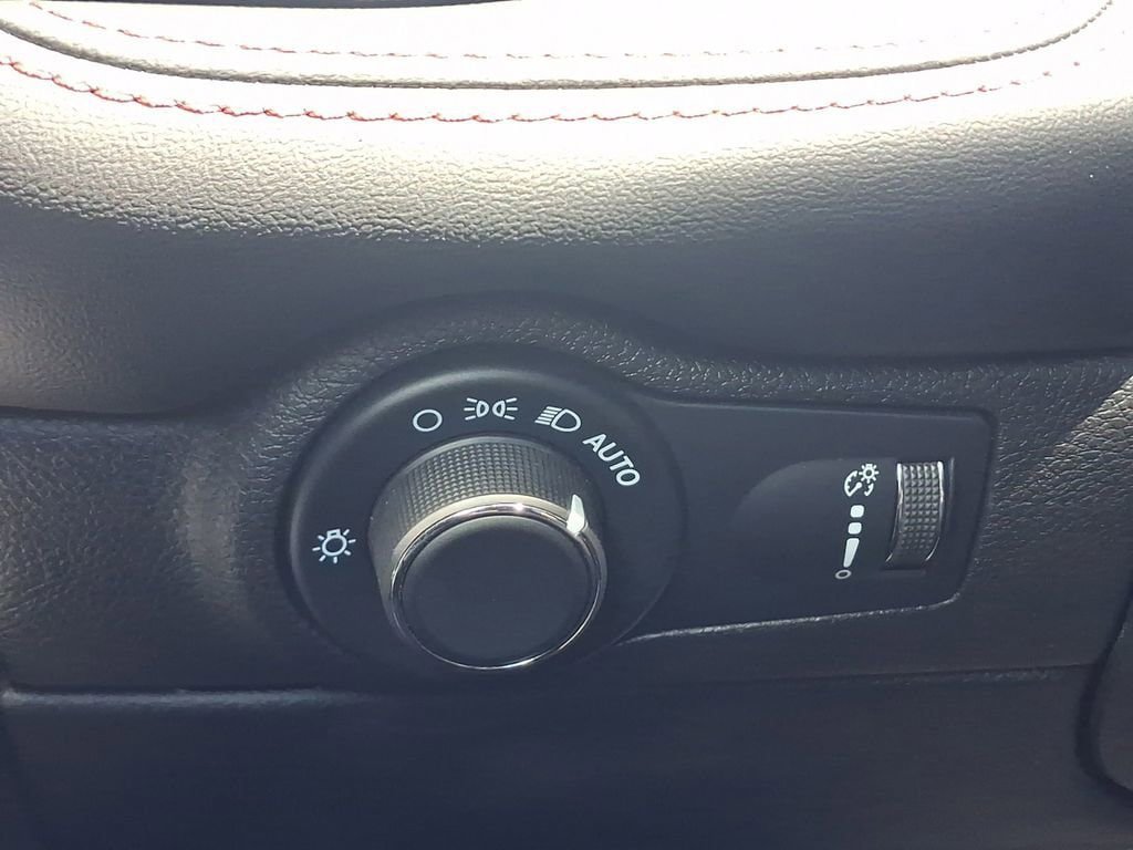 Used 2025 Dodge Durango R/T AWD/4WD image 29