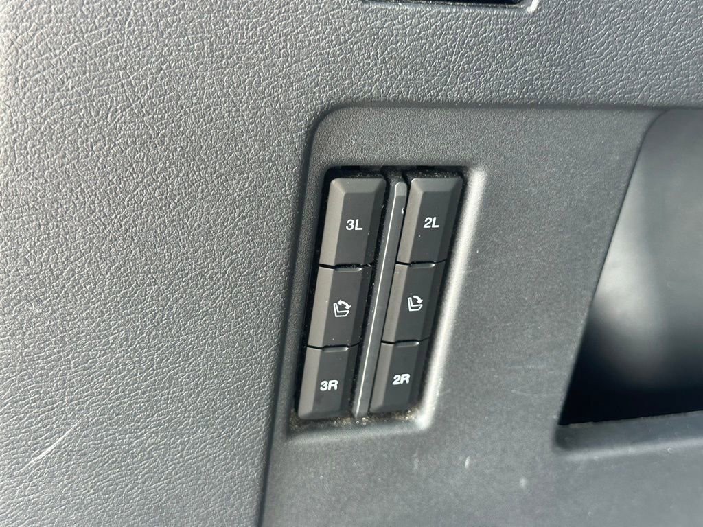 Used 2023 Ford Expedition Max Platinum AWD/4WD image 47