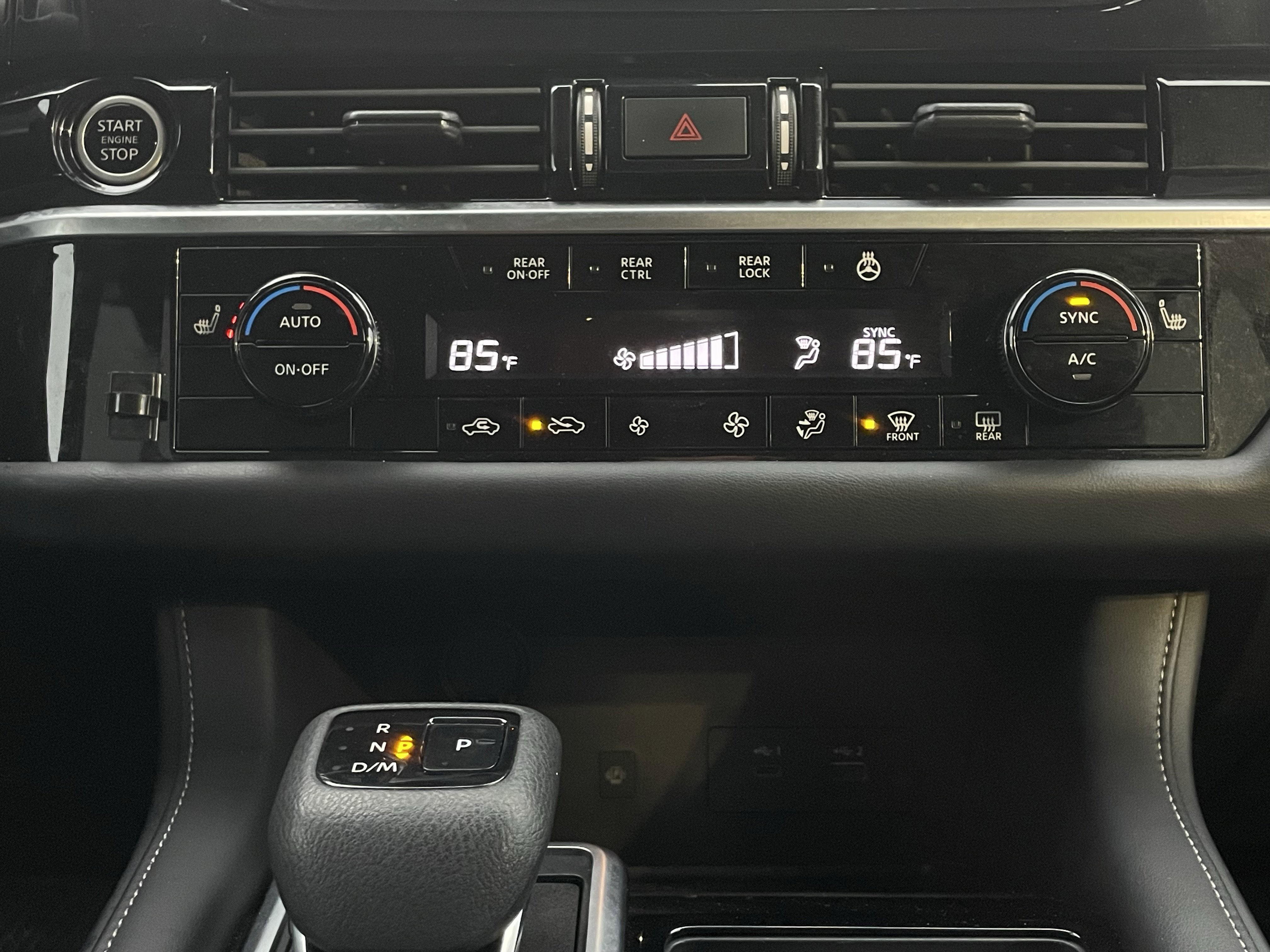 Used 2024 Nissan Pathfinder SL w/ SL Premium Package image 26