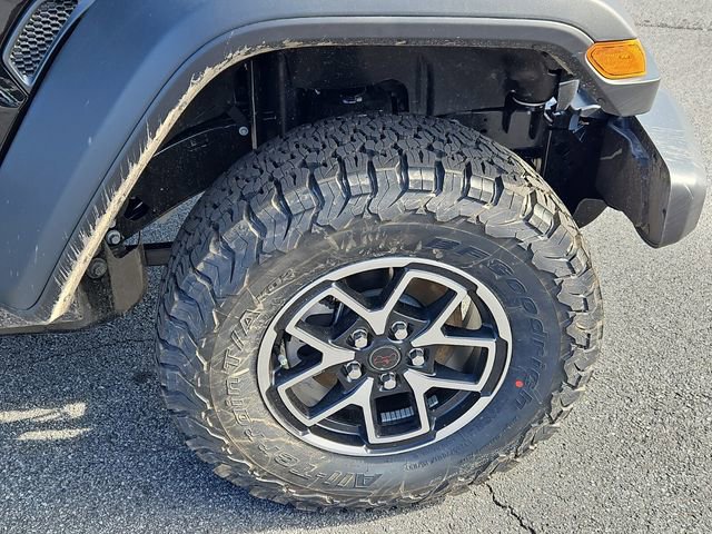 New 2026 Jeep Wrangler Rubicon AWD/4WD image 24