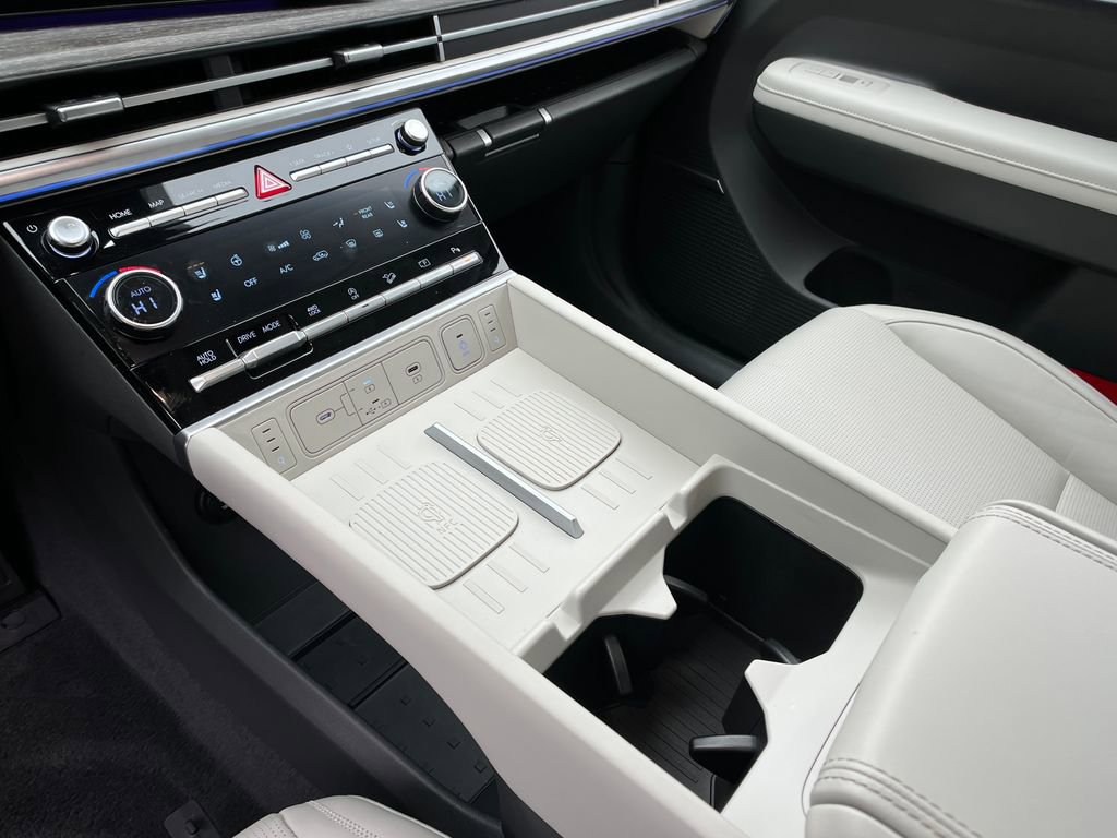 Used 2025 Hyundai Santa Fe Calligraphy image 20