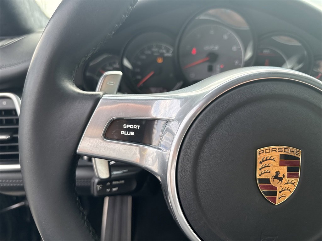 Used 2016 Porsche Panamera GTS image 28