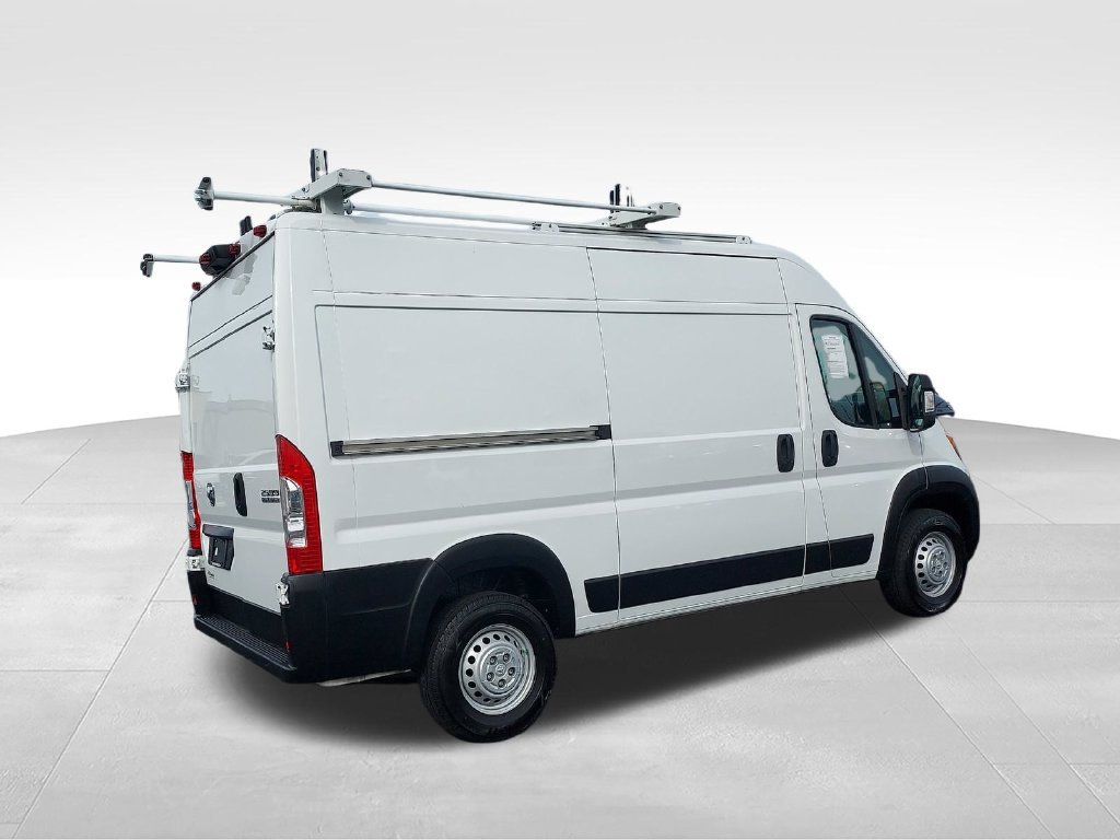 Used 2025 RAM ProMaster 2500 FWD image 5