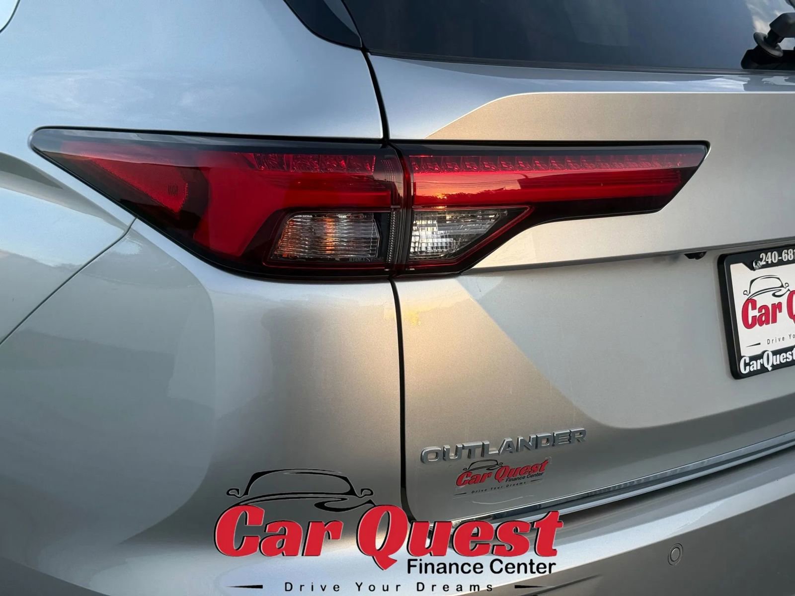 Used 2022 Mitsubishi Outlander SE FWD image 25