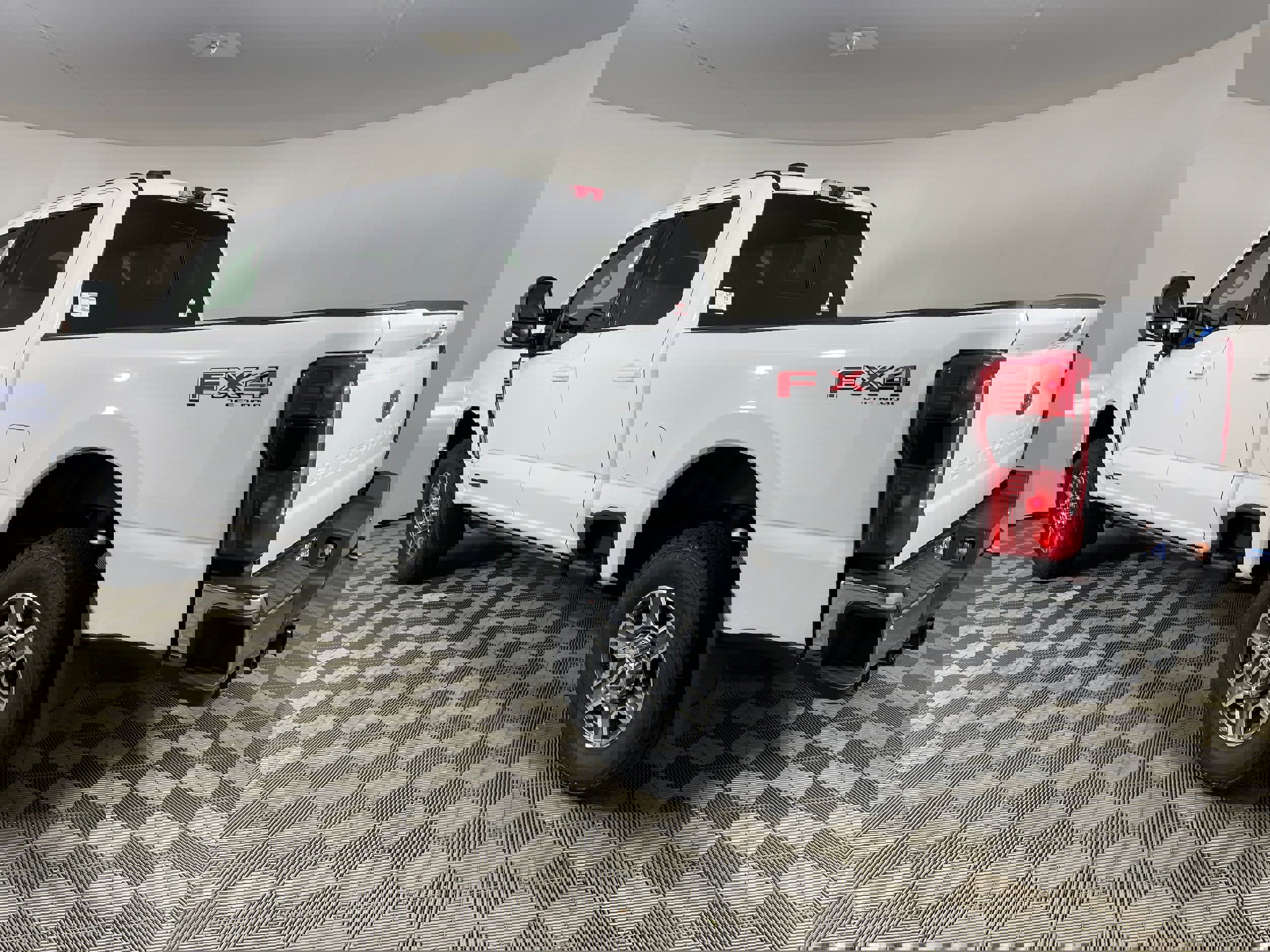 New 2026 Ford F250 4x4 Crew Cab Super Duty image 5