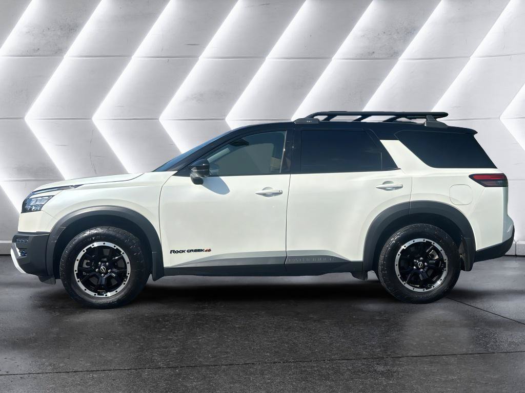 Used 2024 Nissan Pathfinder Rock Creek AWD/4WD image 4